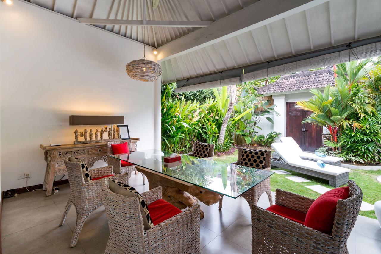 Villa Camelia Seminyak  Exterior photo